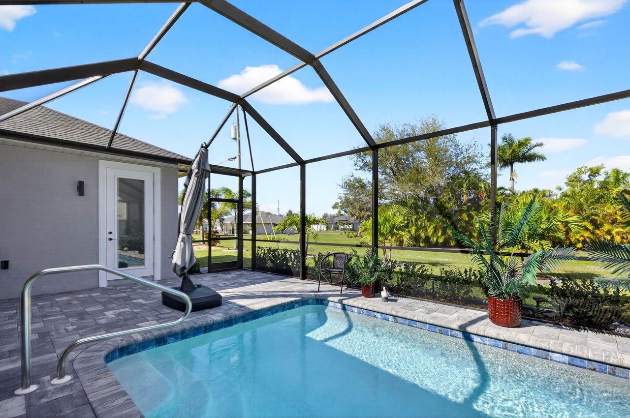 Image 42 of 61 For 16145 Galiano Court