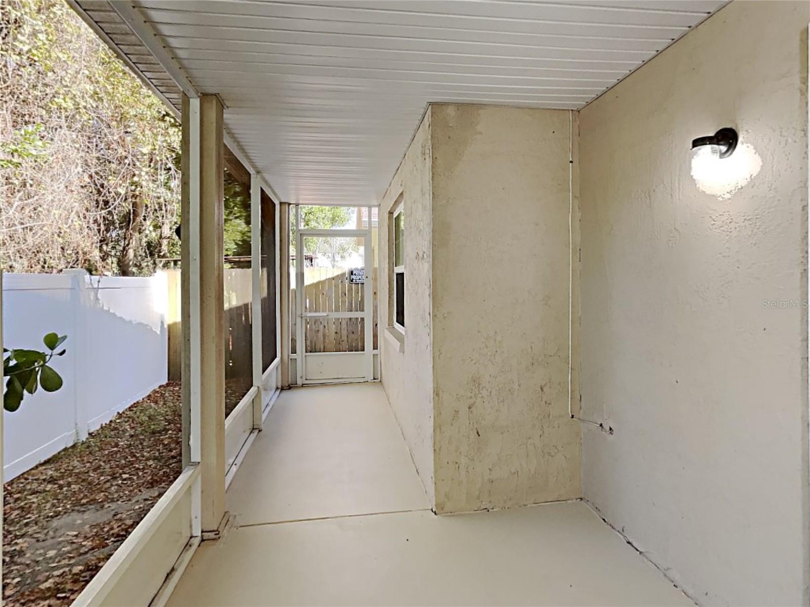 Image 18 of 20 For 8007 Hathaway Drive