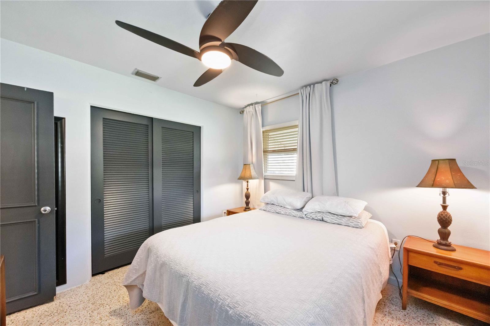 Image 34 of 56 For 4909 Lemon Bay Drive