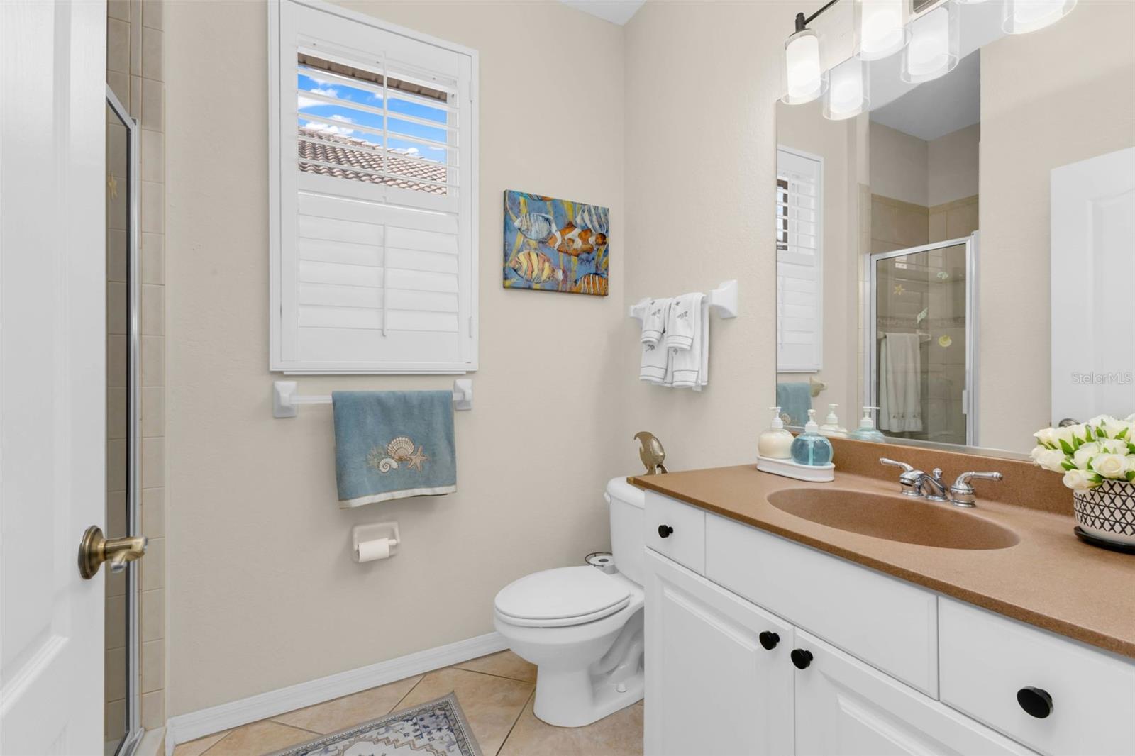 Image 21 of 38 For 1851 Coconut Palm Circle