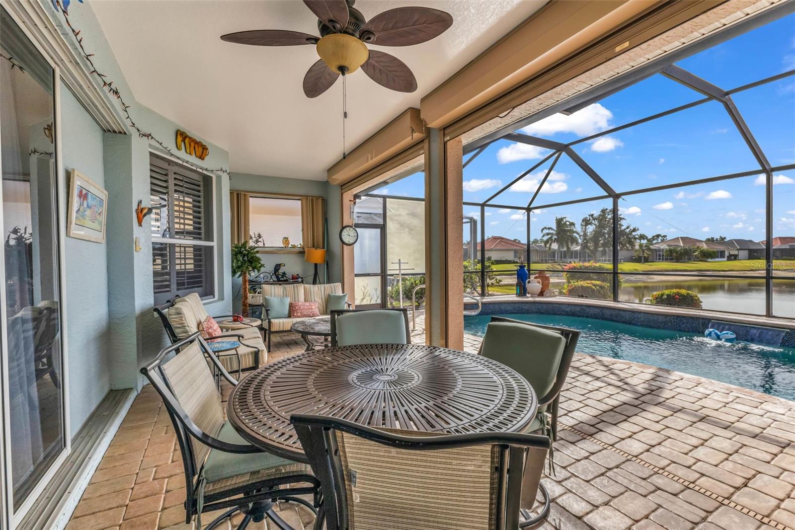 Image 26 of 38 For 1851 Coconut Palm Circle