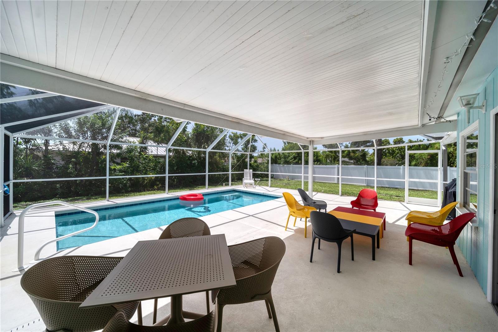 Image 19 of 21 For 881 Polaris Road