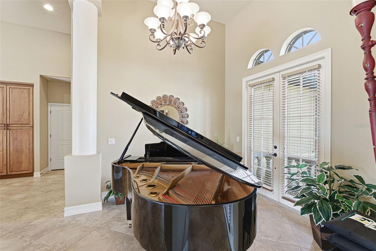 Image 19 of 95 For 1367 Grebe Drive