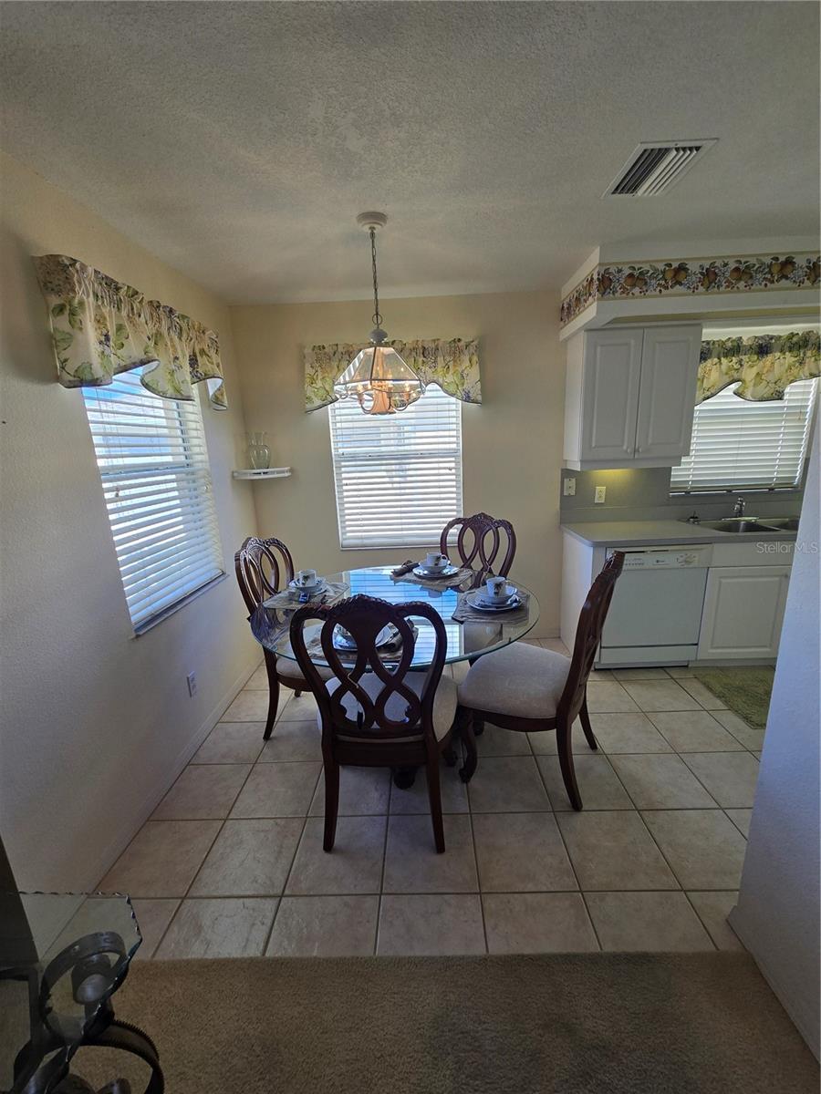 Image 16 of 62 For 5800 Sabal Trace Drive 1002