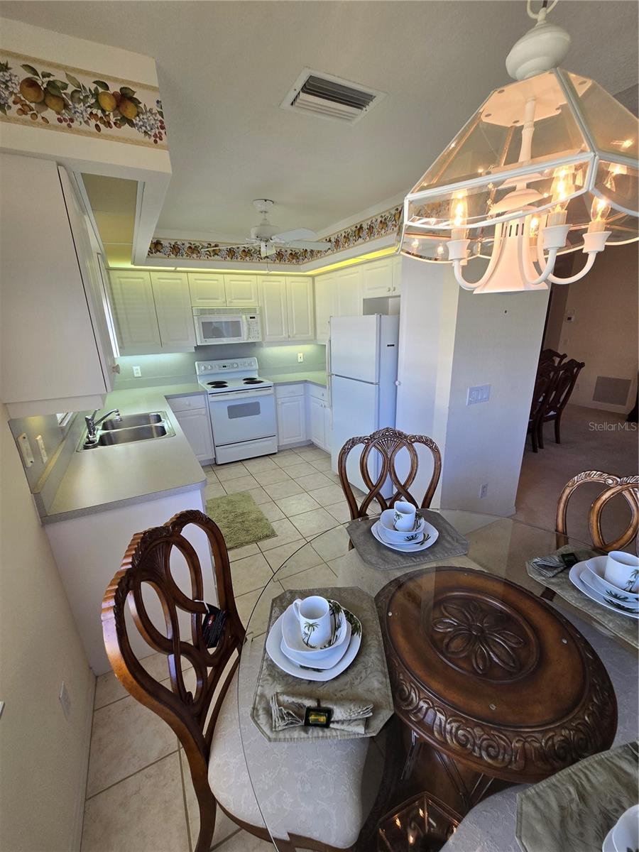 Image 19 of 62 For 5800 Sabal Trace Drive 1002