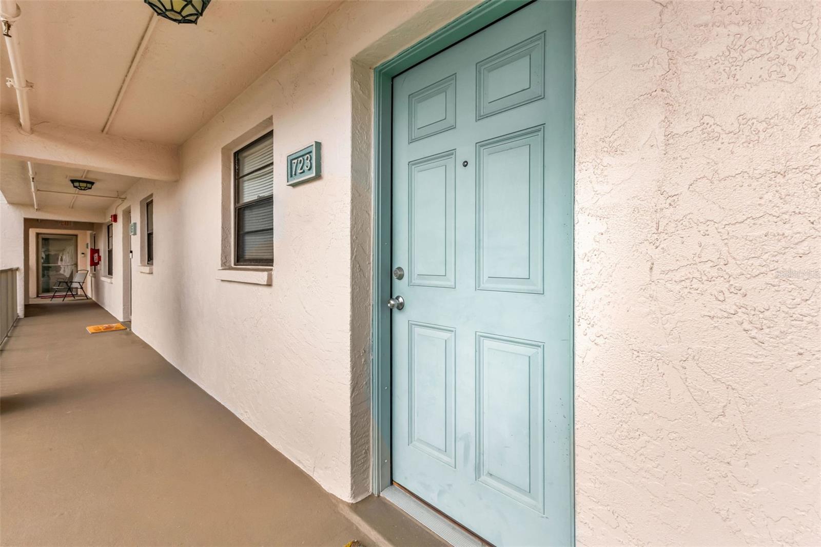 Image 3 of 31 For 175 Kings Highway 723