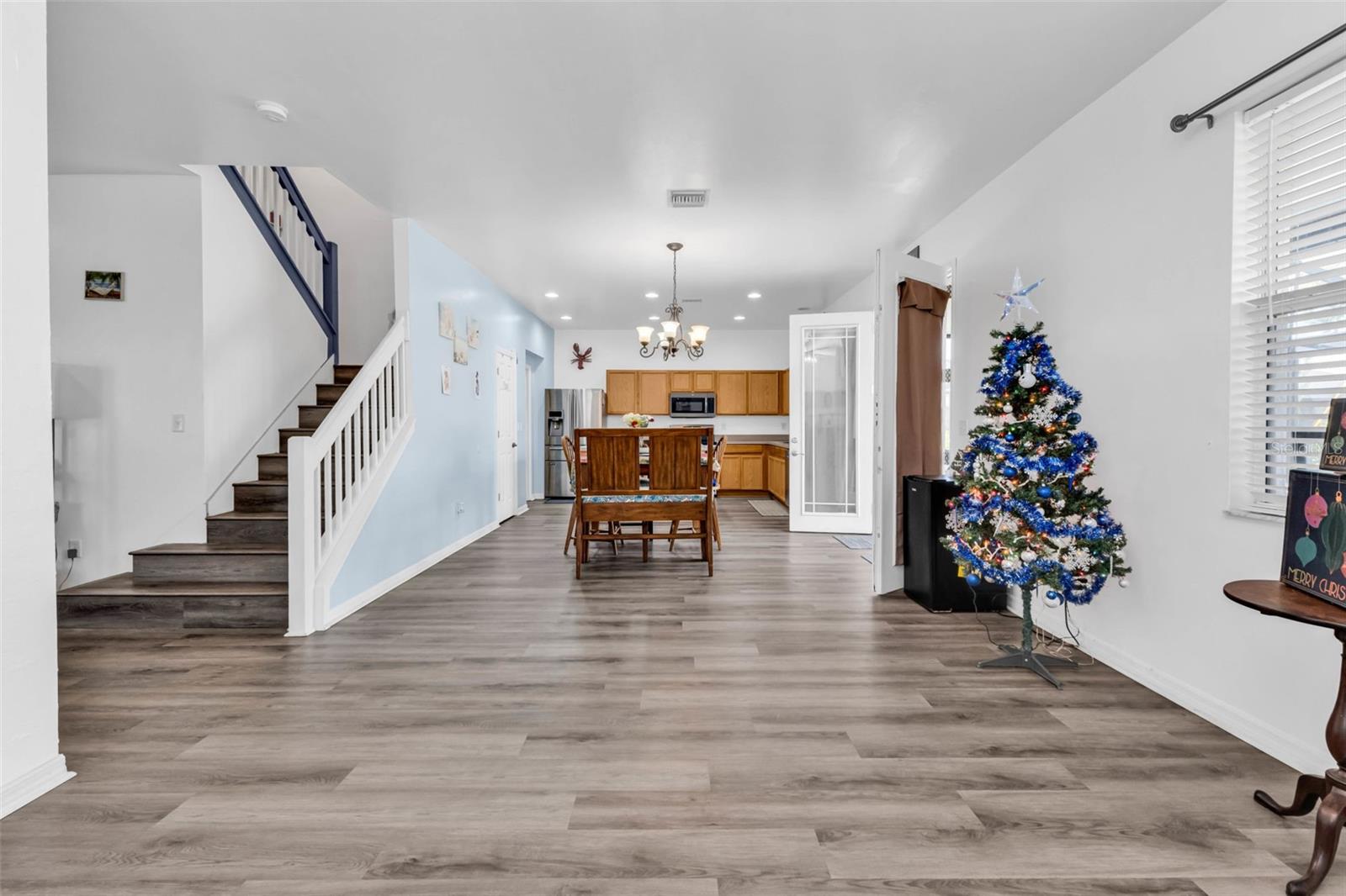 Image 11 of 49 For 25676 Prada Drive