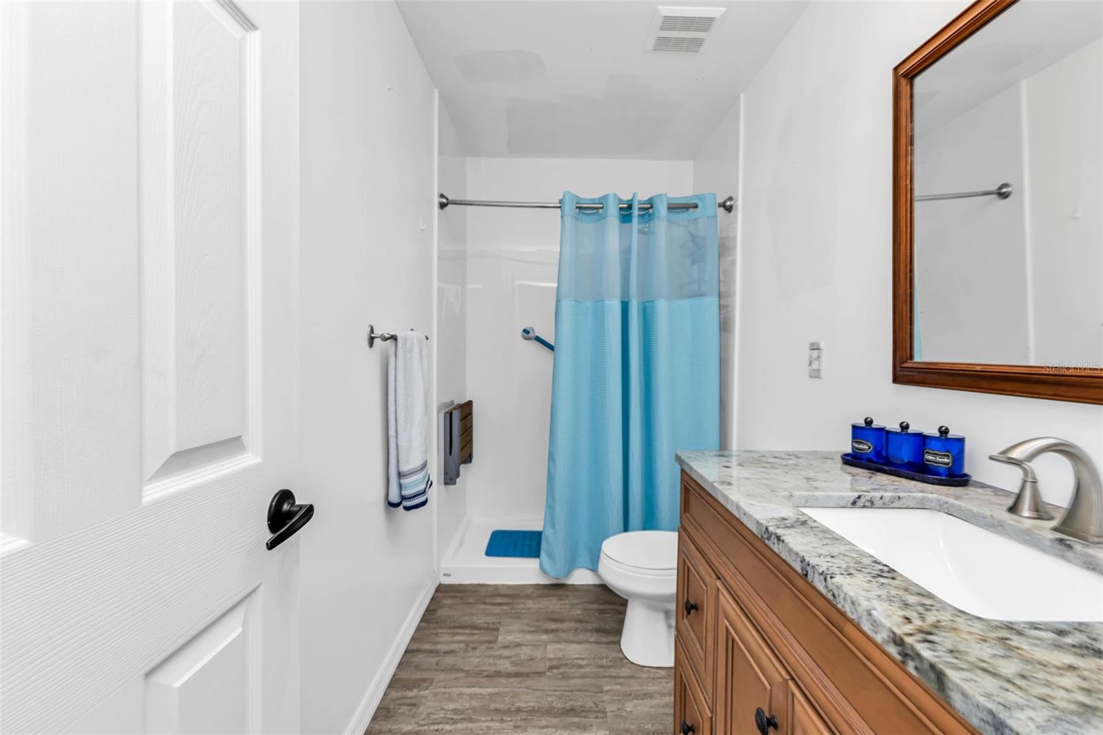 Image 32 of 49 For 25676 Prada Drive