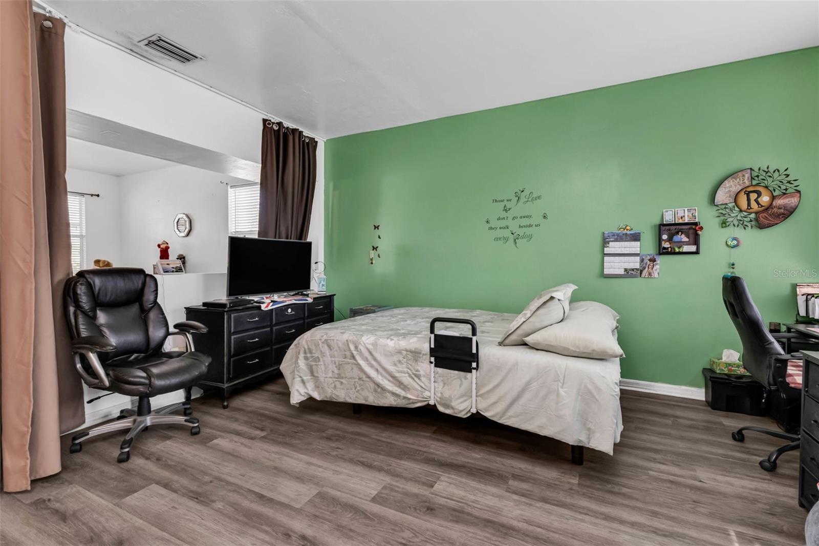 Image 6 of 49 For 25676 Prada Drive