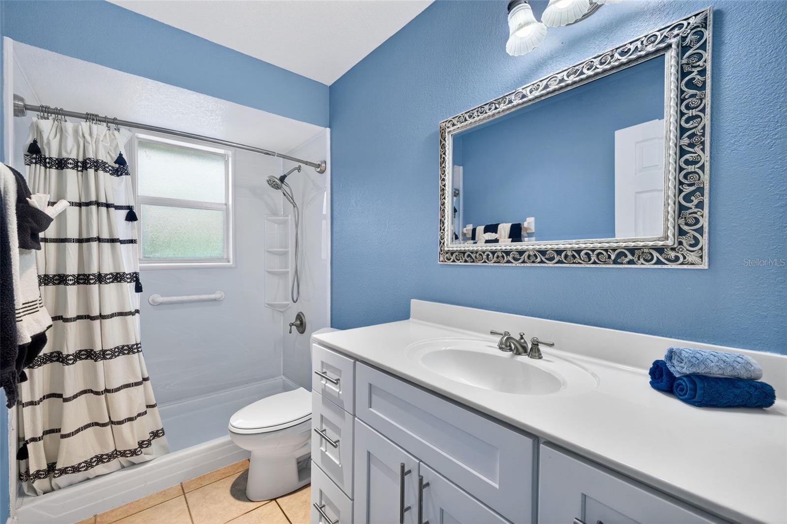 Image 18 of 30 For 119 Glenholm Avenue