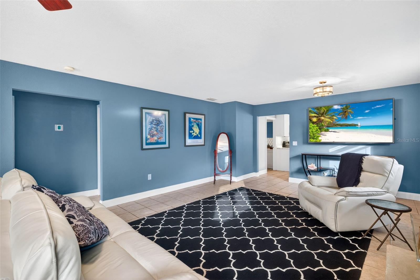 Image 7 of 30 For 119 Glenholm Avenue