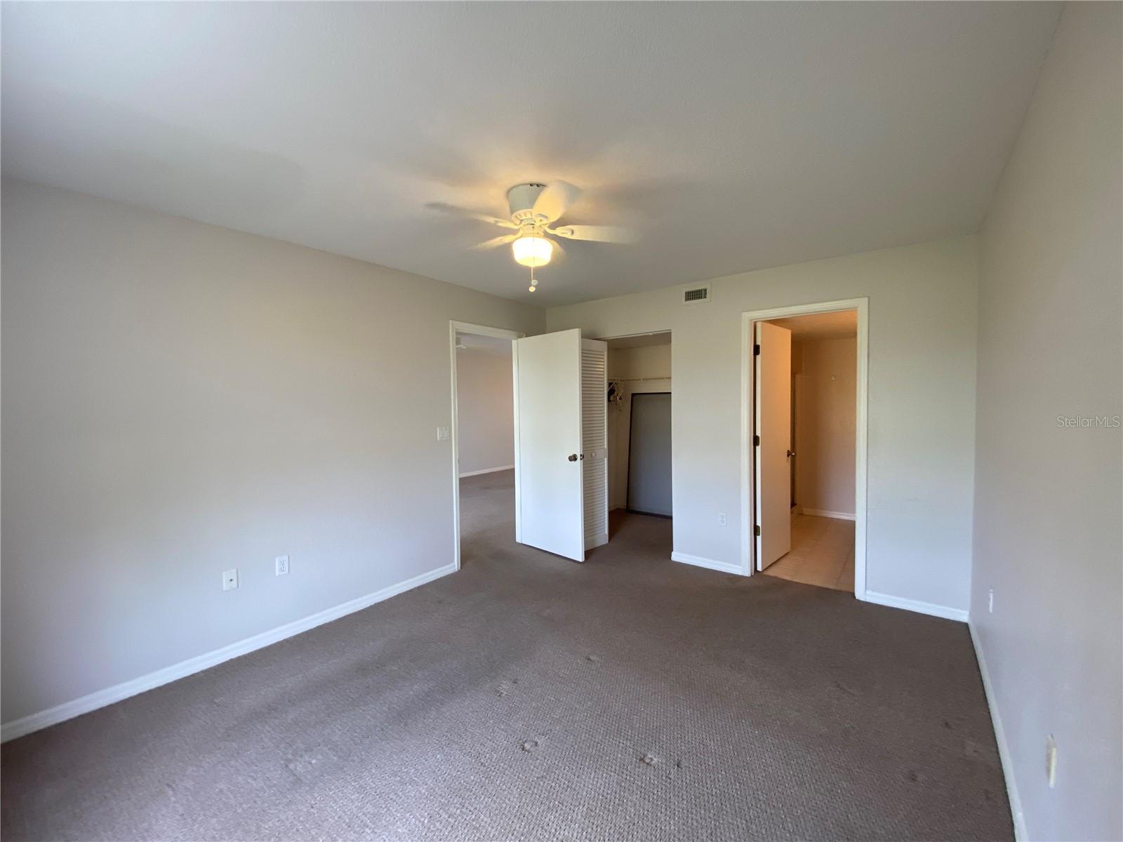 Image 9 of 18 For 1360 Rio De Janeiro Avenue 108