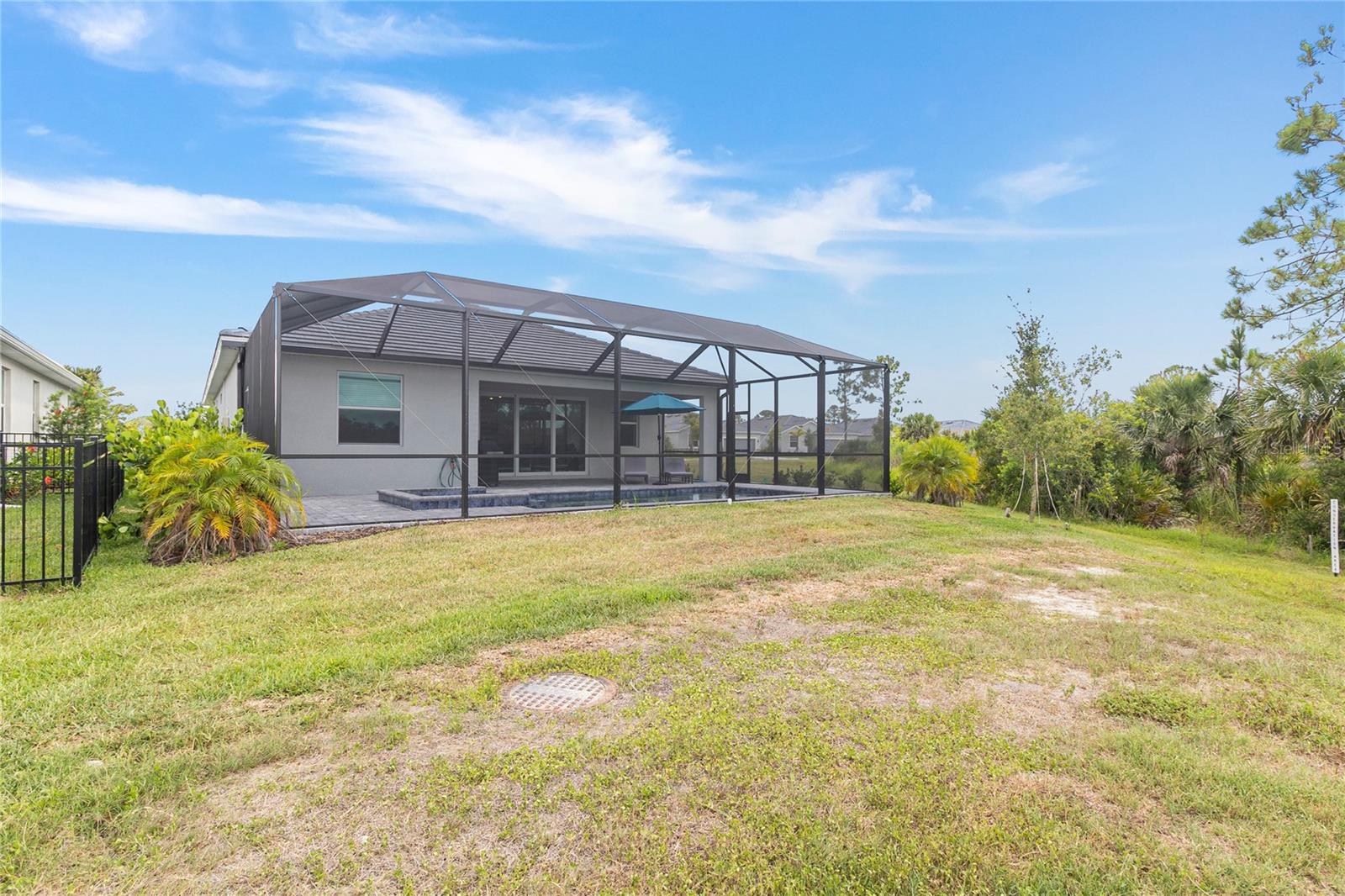 Image 17 of 61 For 11088 Pinot Drive