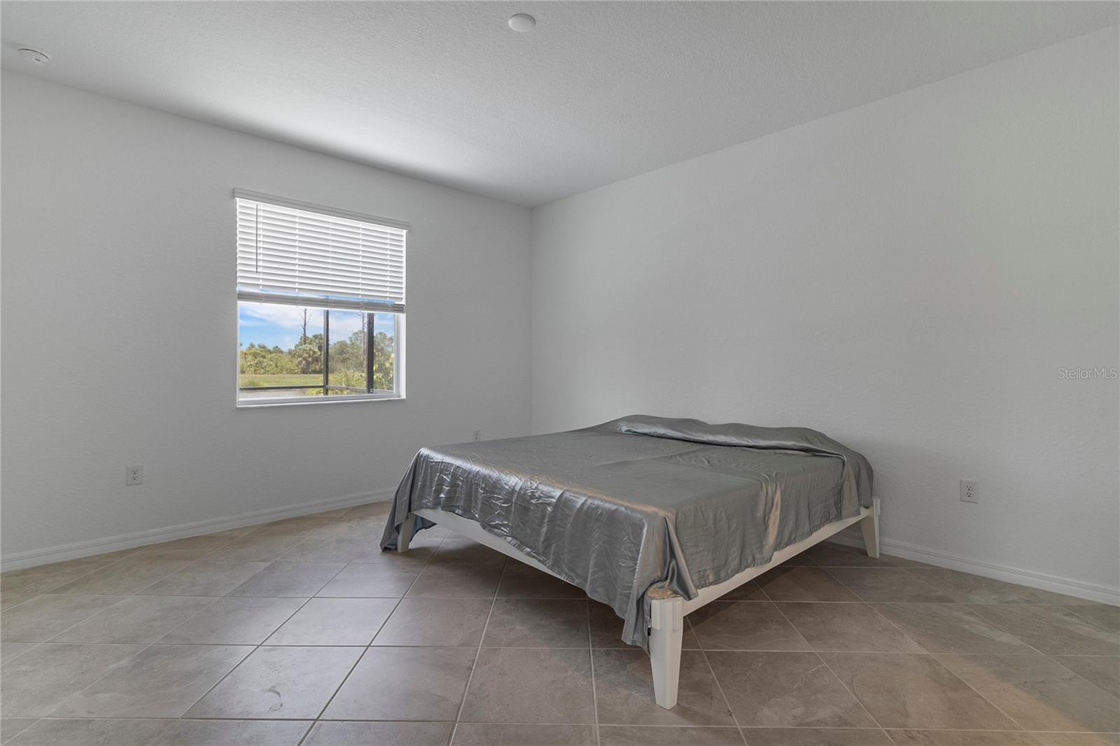 Image 33 of 61 For 11088 Pinot Drive