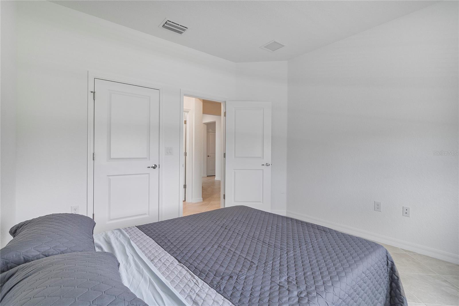 Image 34 of 61 For 11088 Pinot Drive