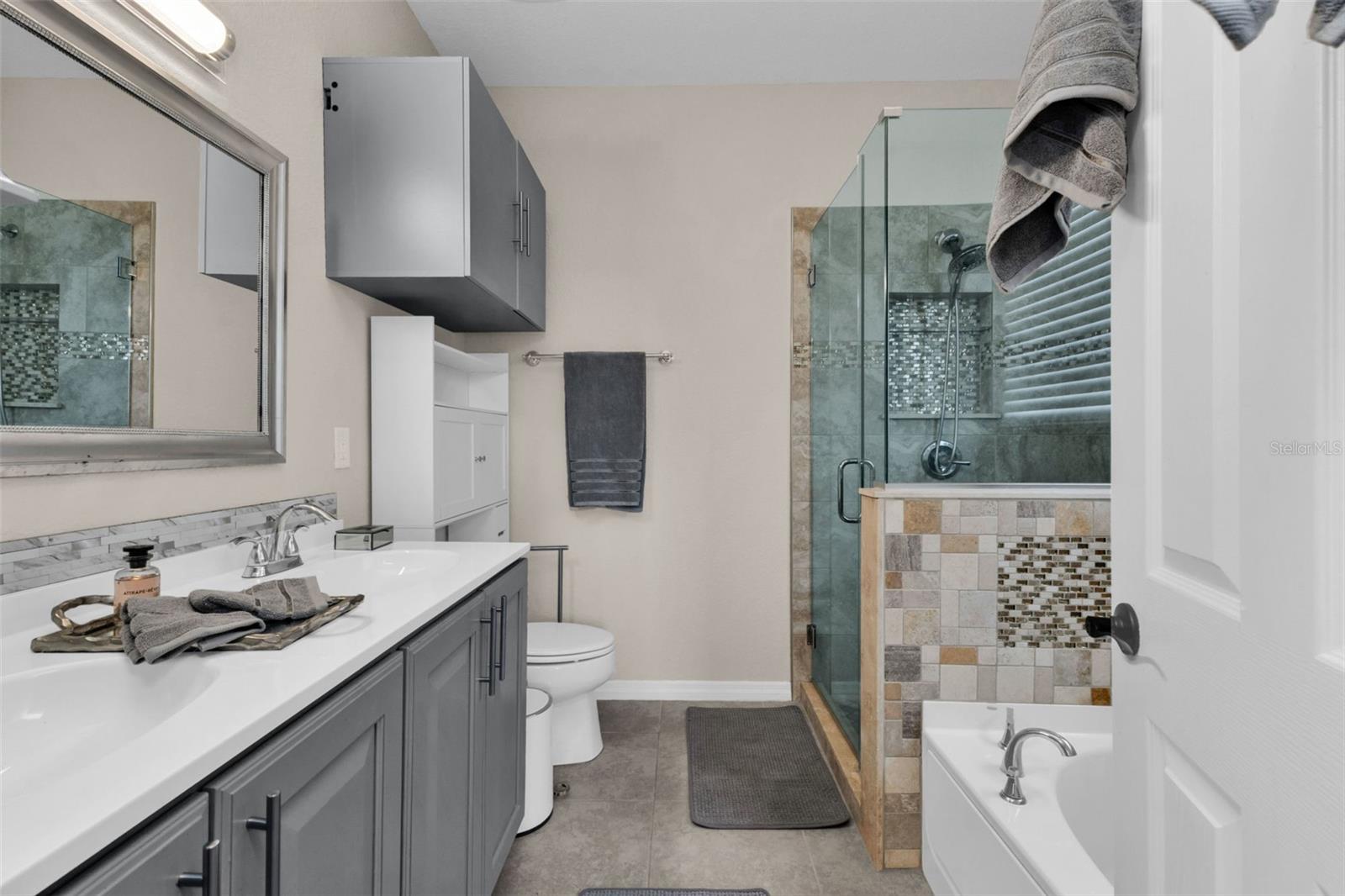 Image 25 of 43 For 25409 Durango Court