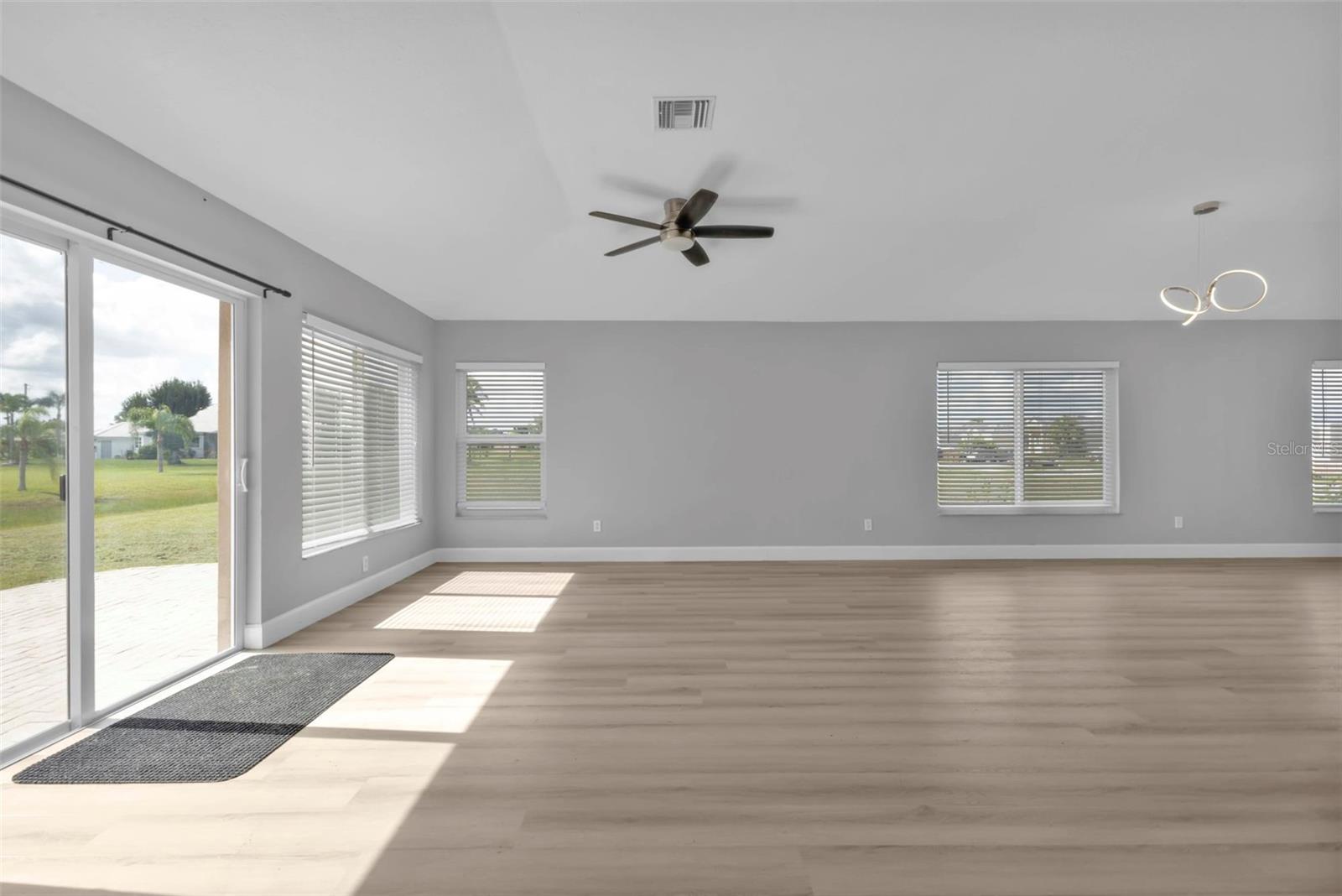 Image 21 of 65 For 17314 Cape Horn Boulevard