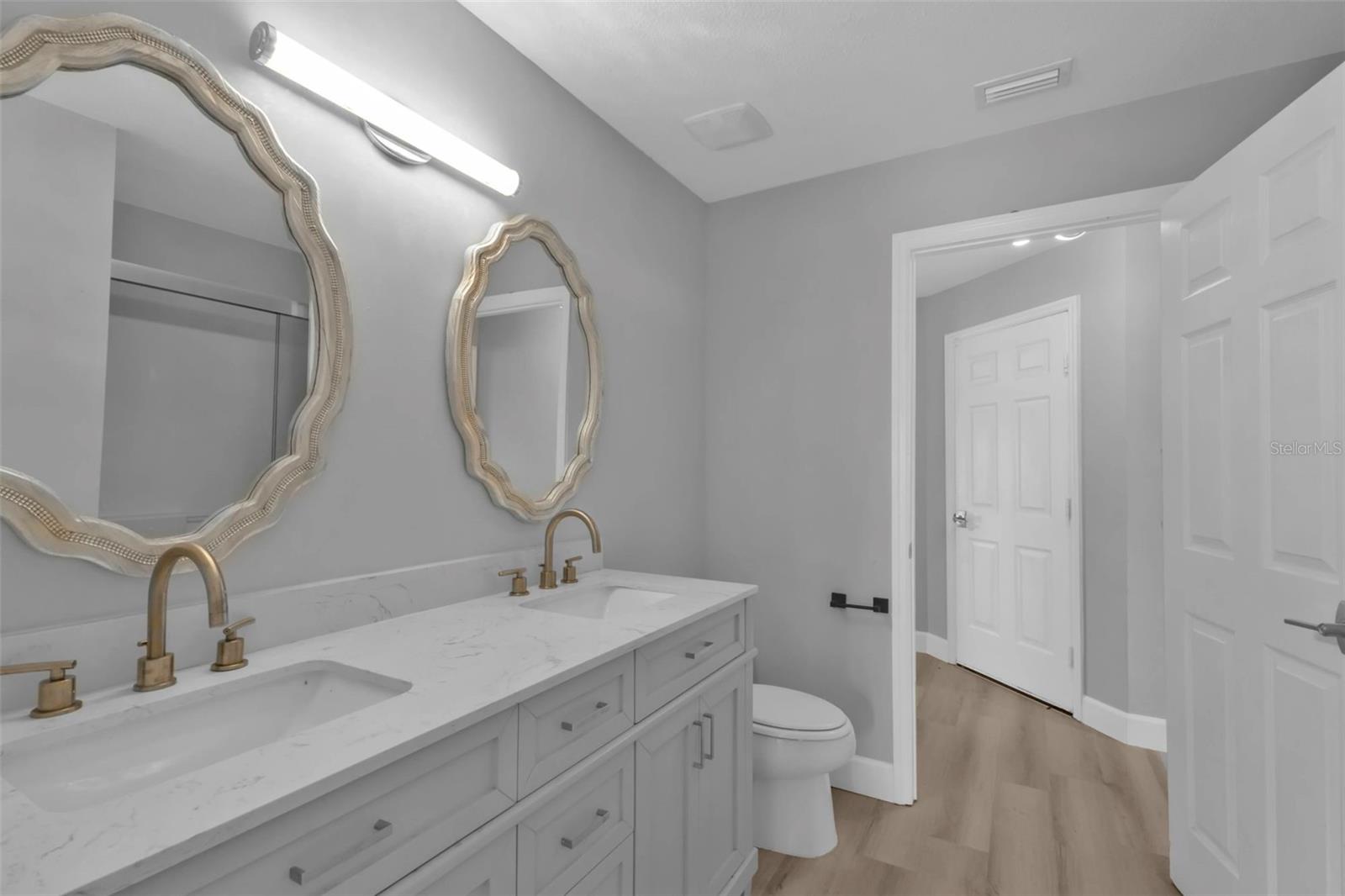 Image 23 of 65 For 17314 Cape Horn Boulevard