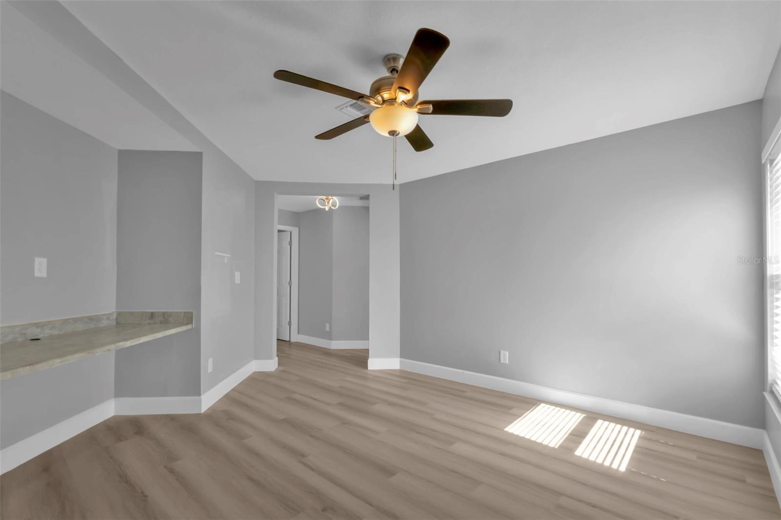 Image 28 of 65 For 17314 Cape Horn Boulevard