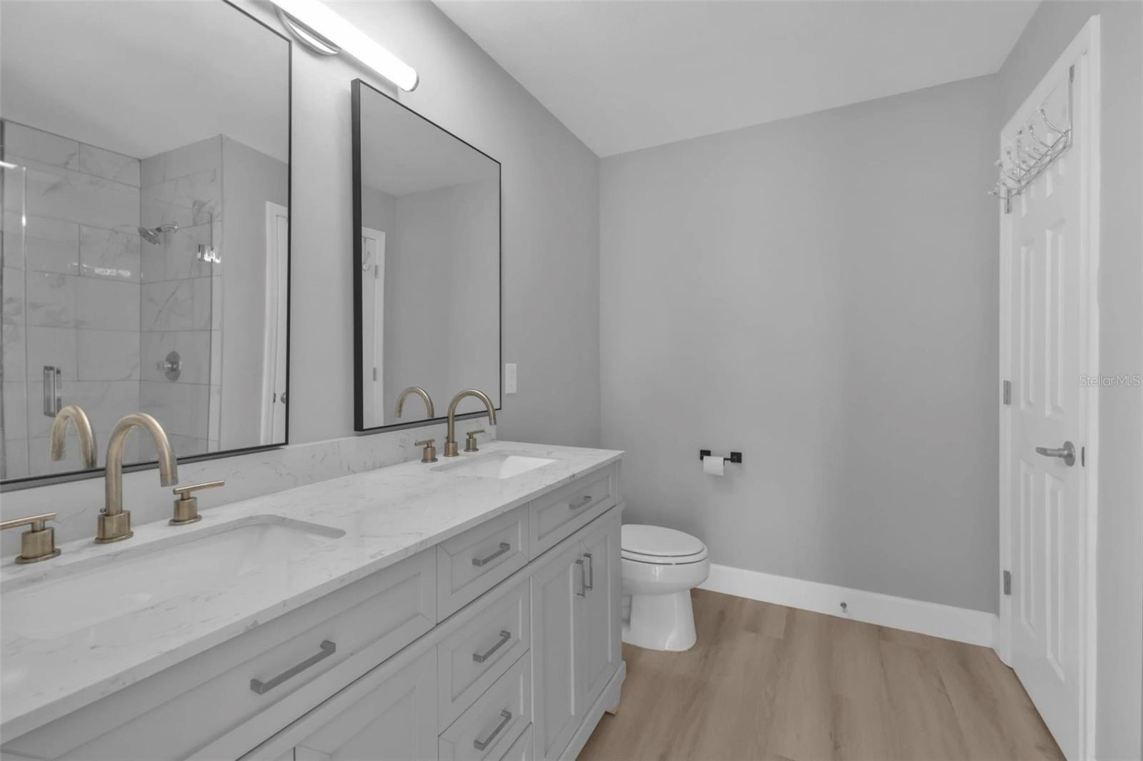 Image 32 of 65 For 17314 Cape Horn Boulevard