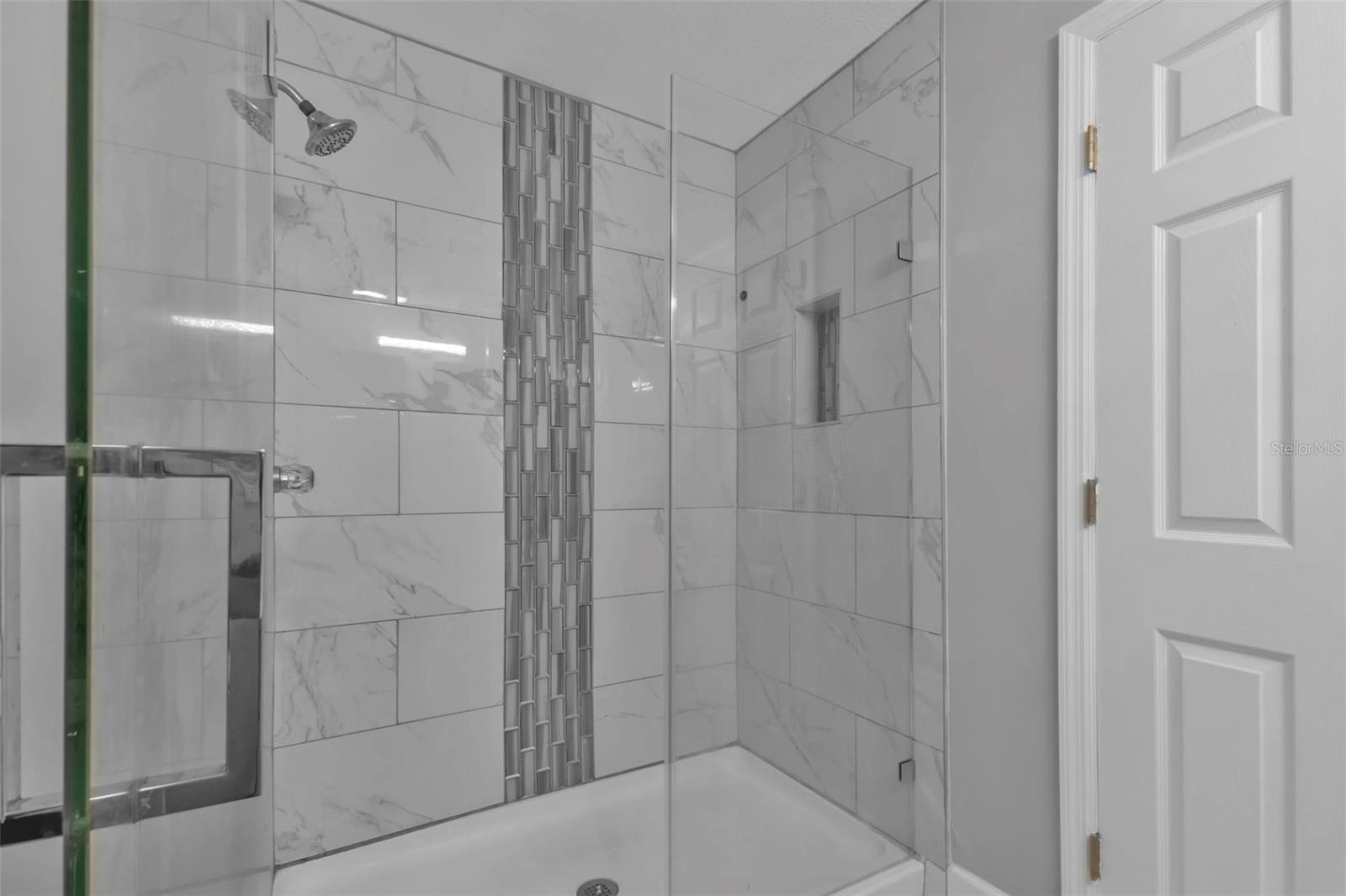 Image 34 of 65 For 17314 Cape Horn Boulevard