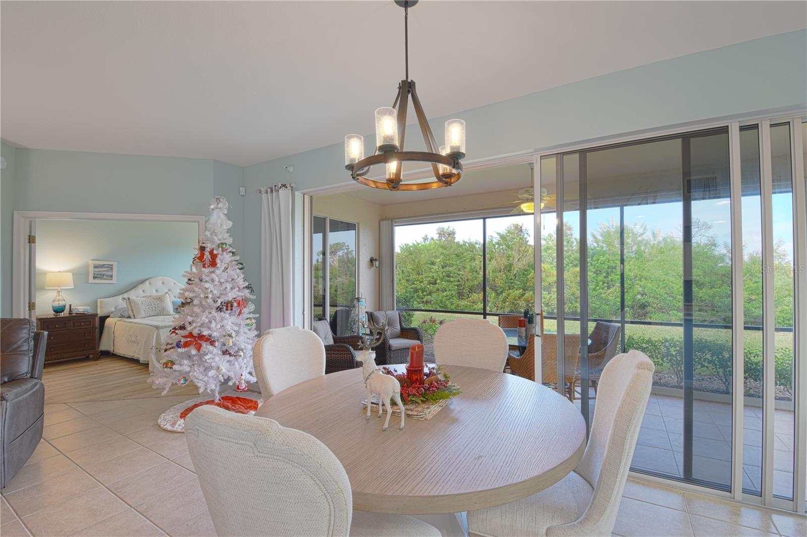 Image 17 of 38 For 4679 Club Drive 102