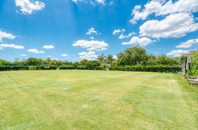 Image 32 of 38 For 4679 Club Drive 102