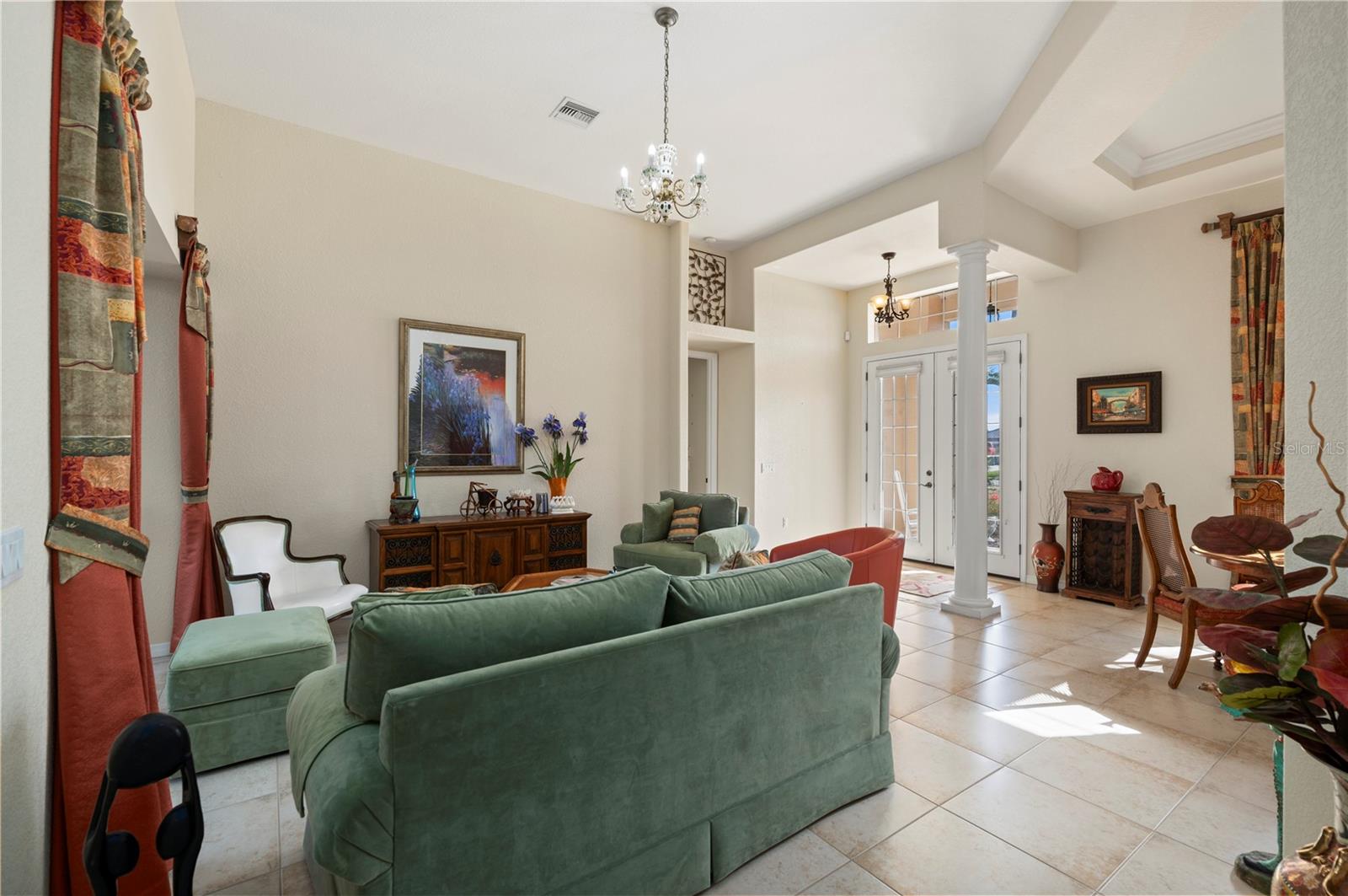 Image 12 of 59 For 411 Boundary Boulevard