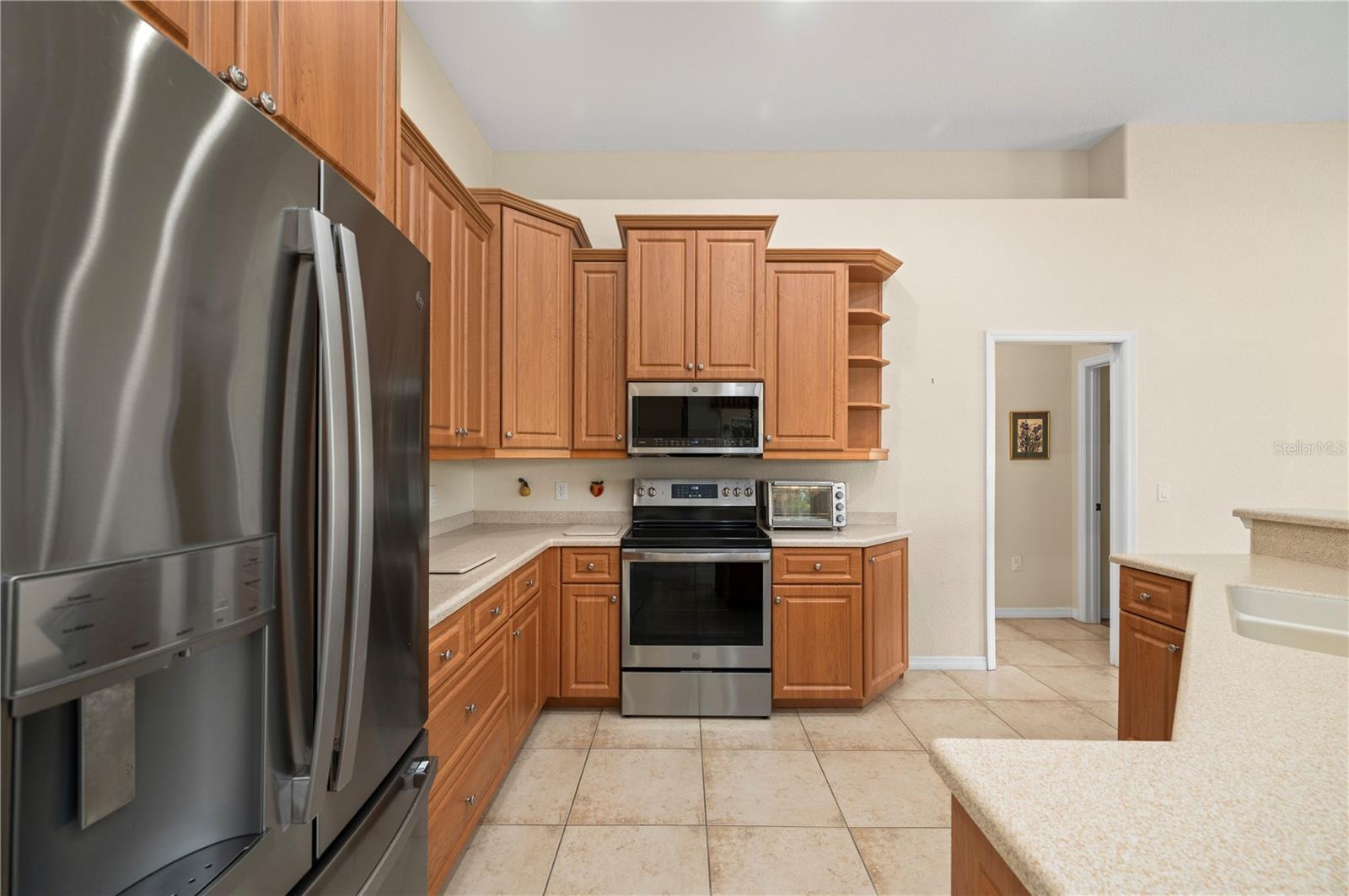 Image 17 of 59 For 411 Boundary Boulevard