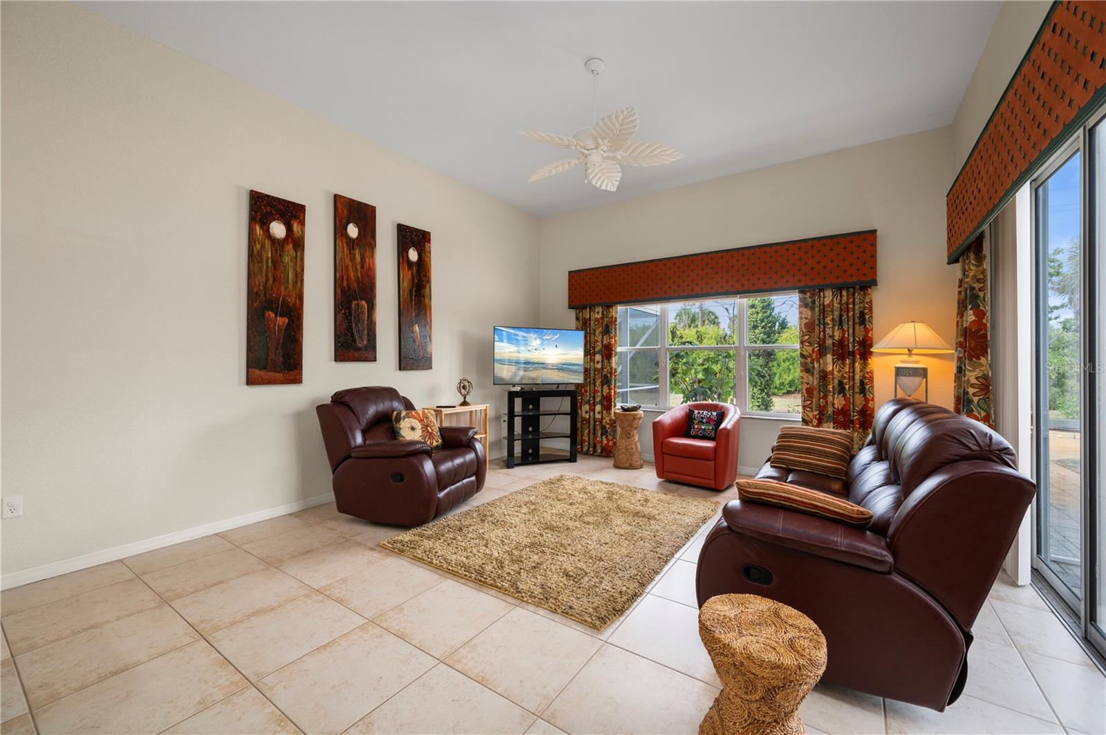 Image 21 of 59 For 411 Boundary Boulevard