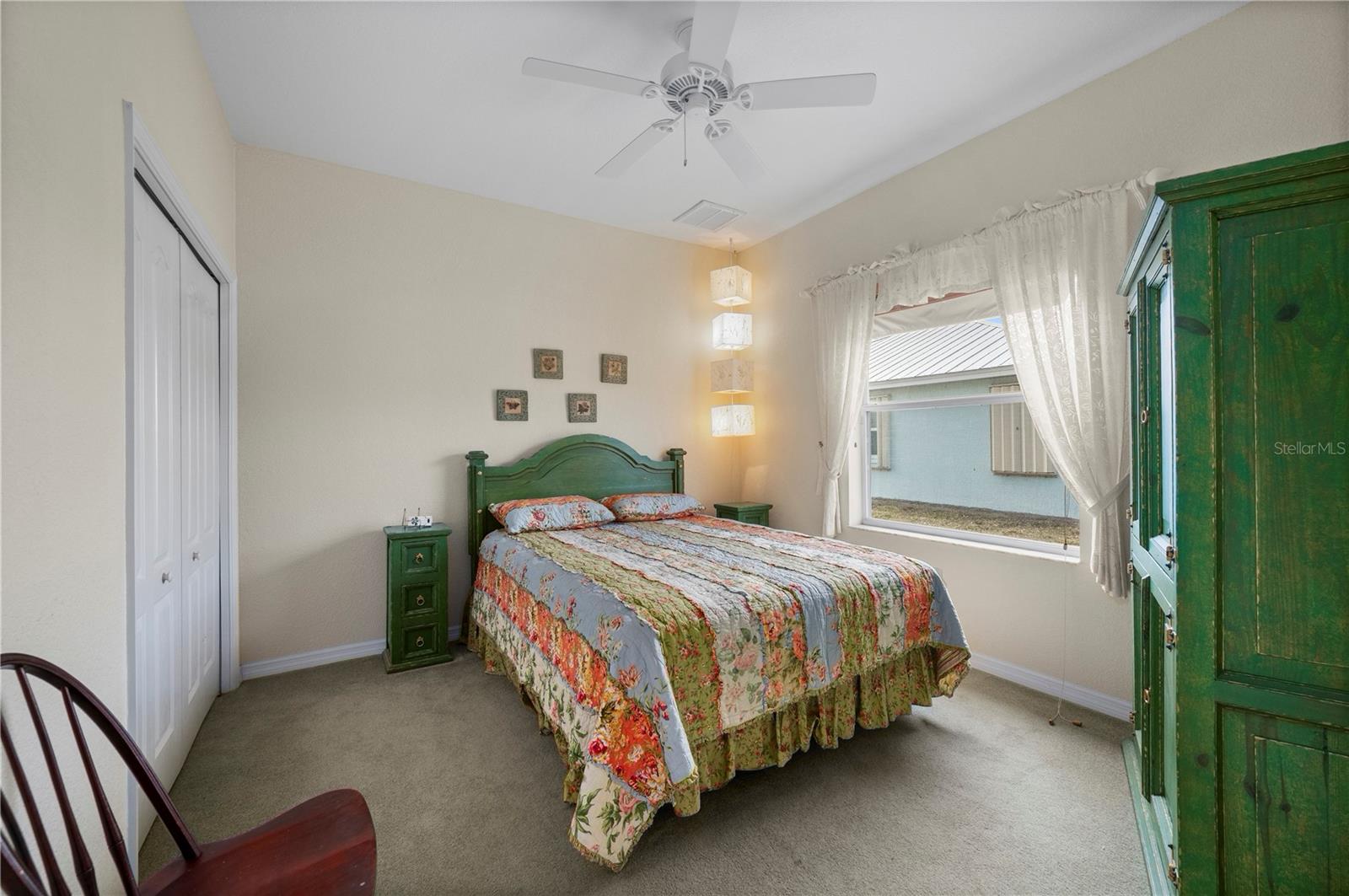 Image 32 of 59 For 411 Boundary Boulevard