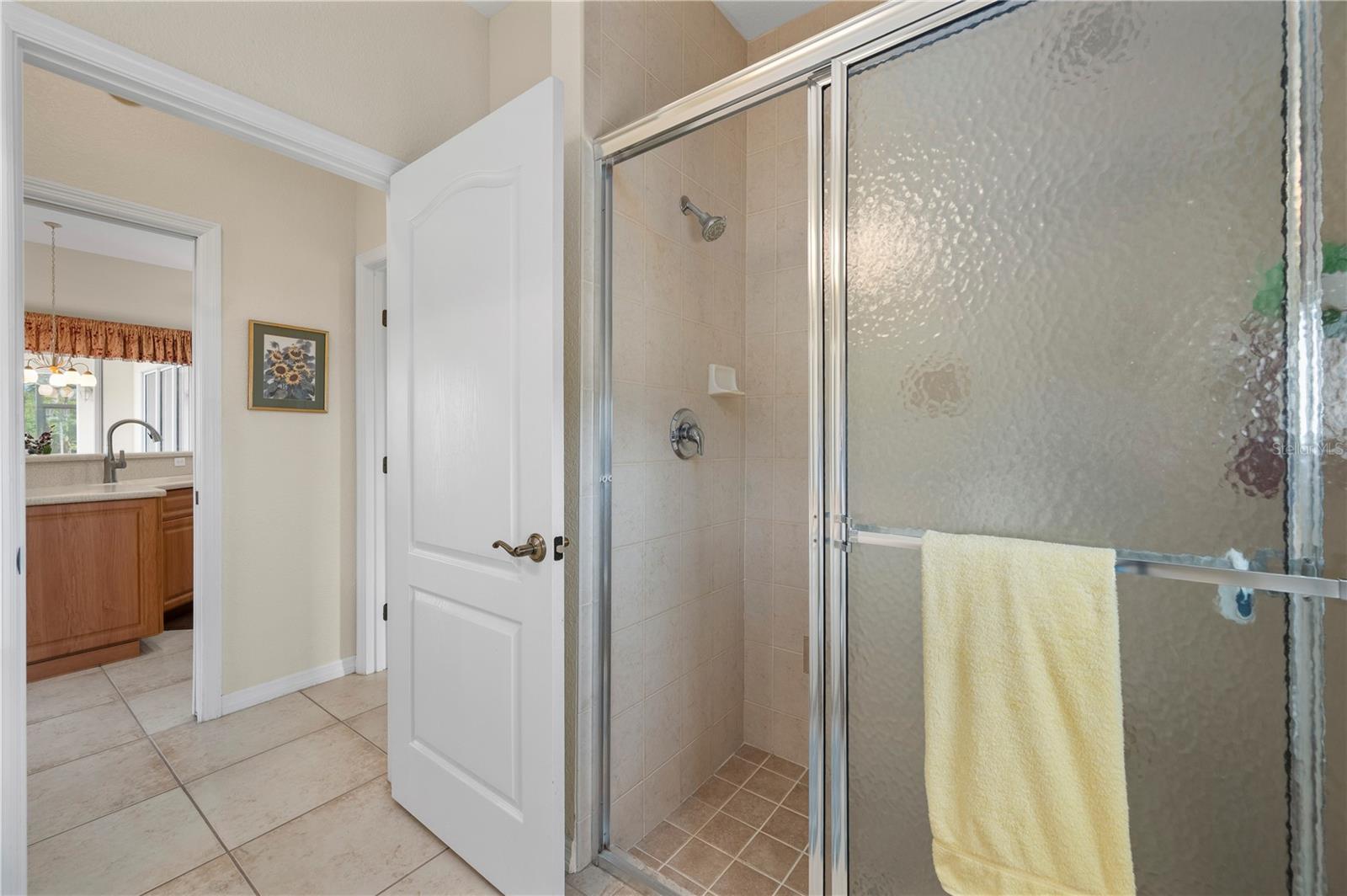 Image 35 of 59 For 411 Boundary Boulevard