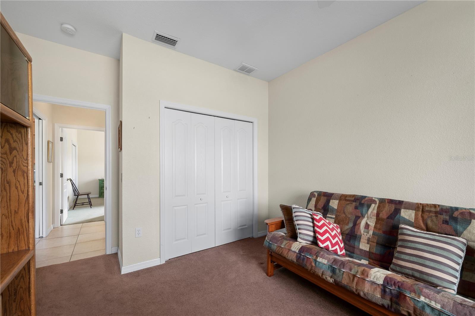 Image 37 of 59 For 411 Boundary Boulevard