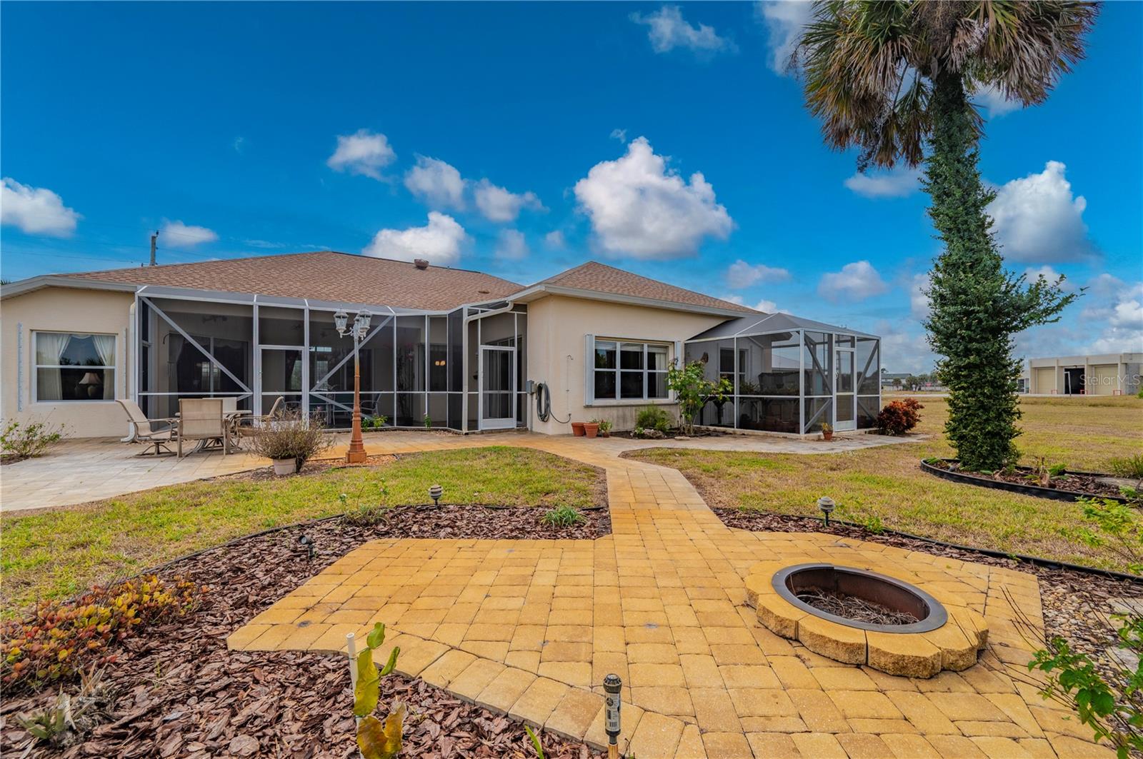 Image 42 of 59 For 411 Boundary Boulevard