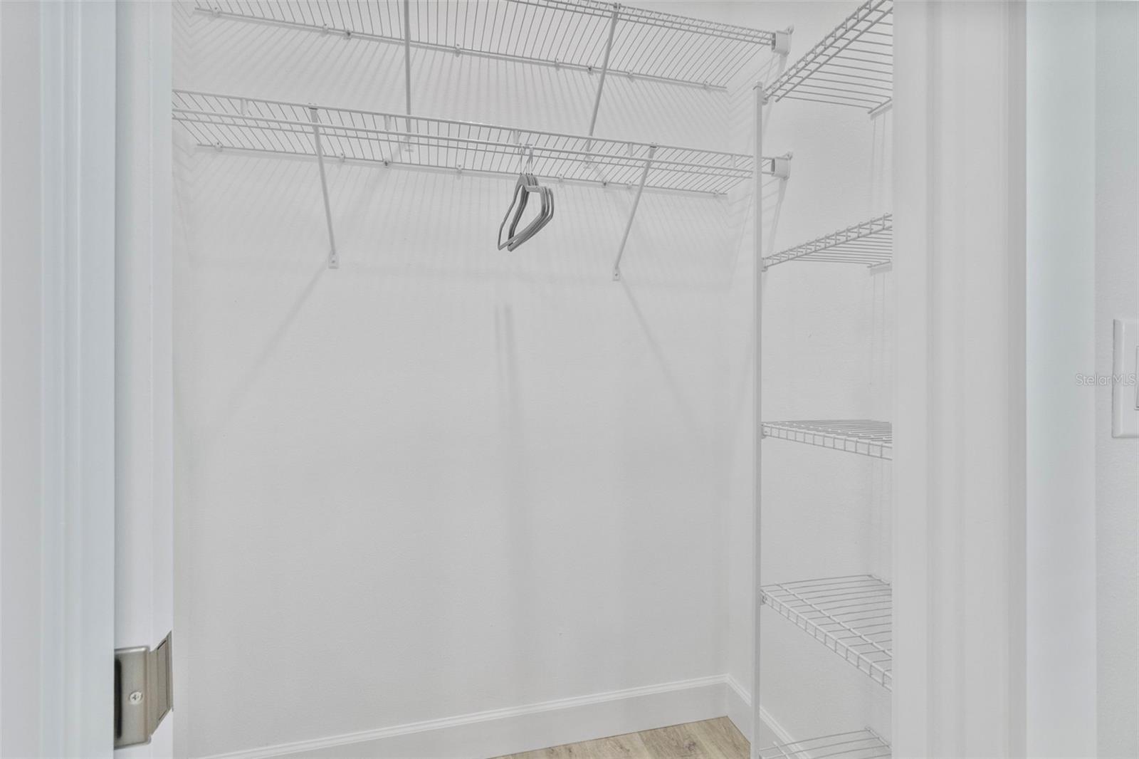 Image 39 of 49 For 2098 Manheim Avenue