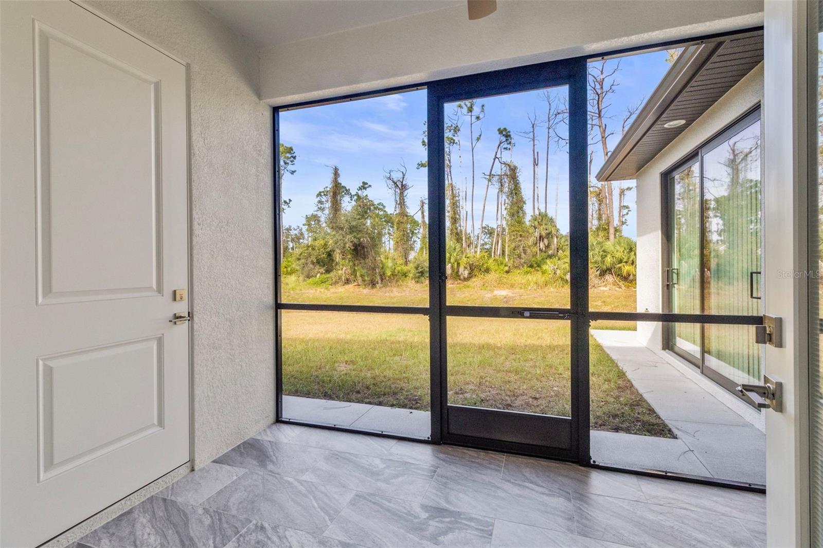 Image 40 of 49 For 2098 Manheim Avenue