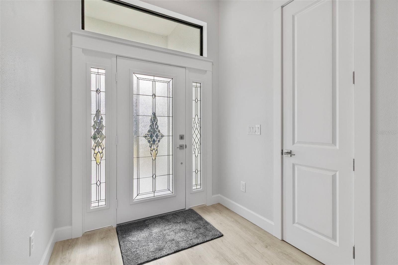 Image 7 of 49 For 2098 Manheim Avenue