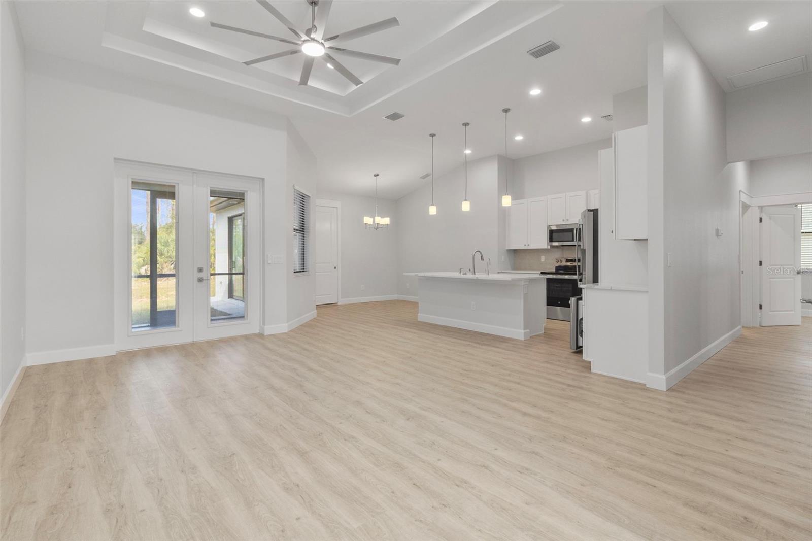 Image 8 of 49 For 2098 Manheim Avenue