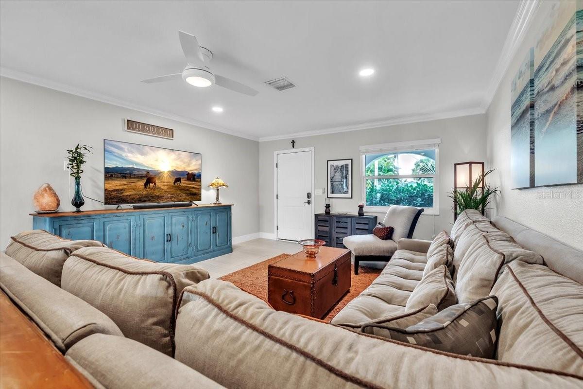 Image 13 of 86 For 904 Inlet Circle