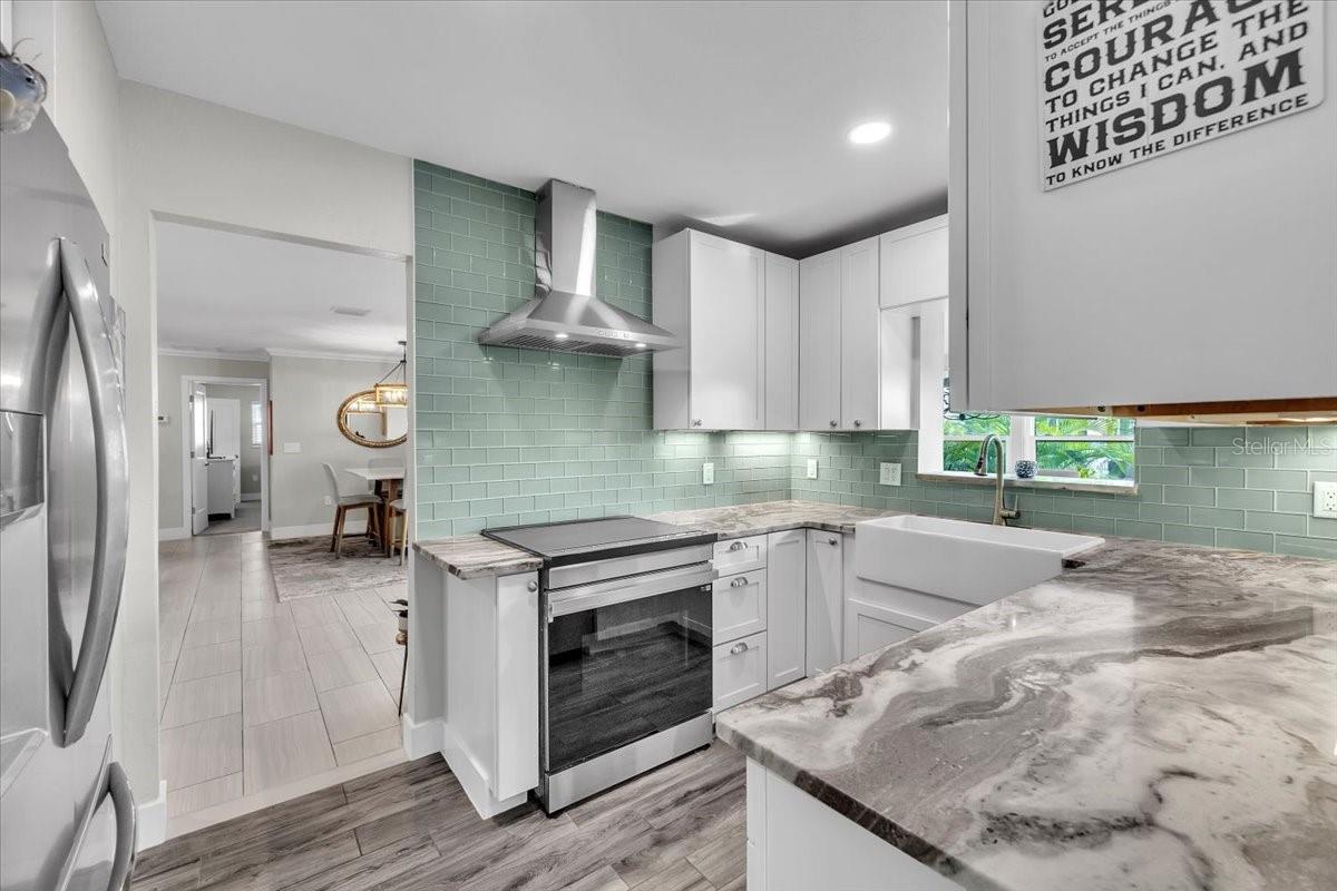 Image 17 of 86 For 904 Inlet Circle