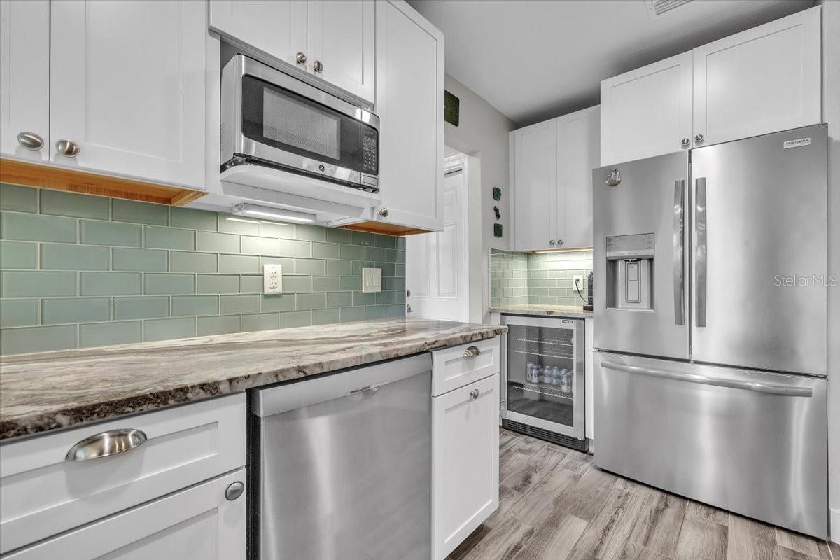 Image 21 of 86 For 904 Inlet Circle