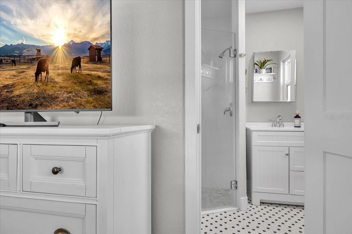 Image 33 of 86 For 904 Inlet Circle