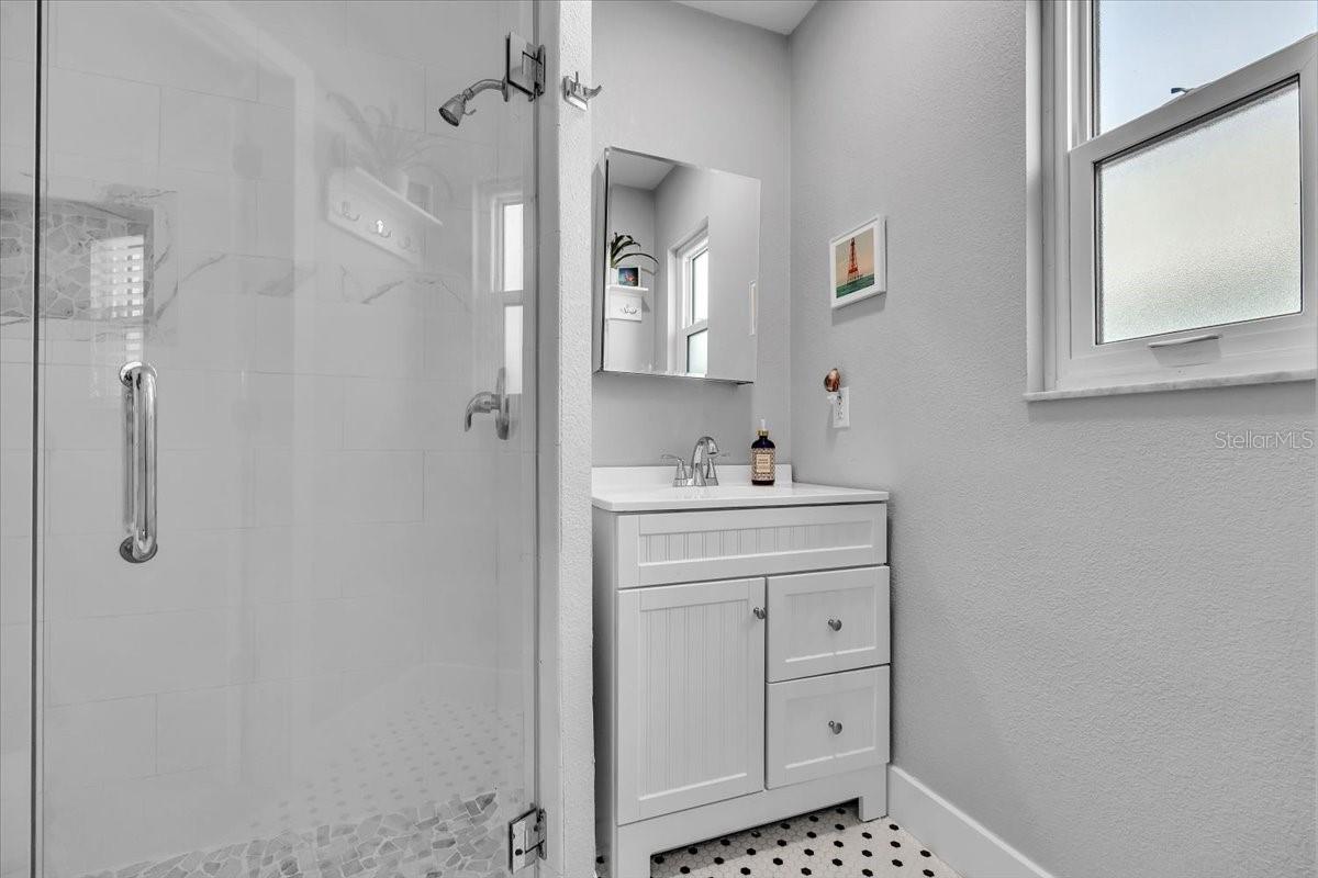 Image 35 of 86 For 904 Inlet Circle