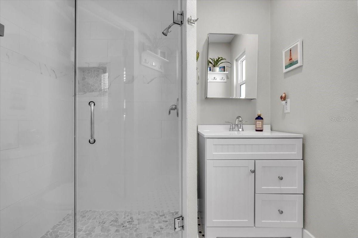 Image 36 of 86 For 904 Inlet Circle