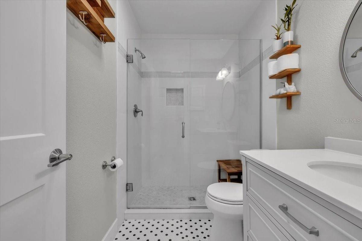 Image 42 of 86 For 904 Inlet Circle