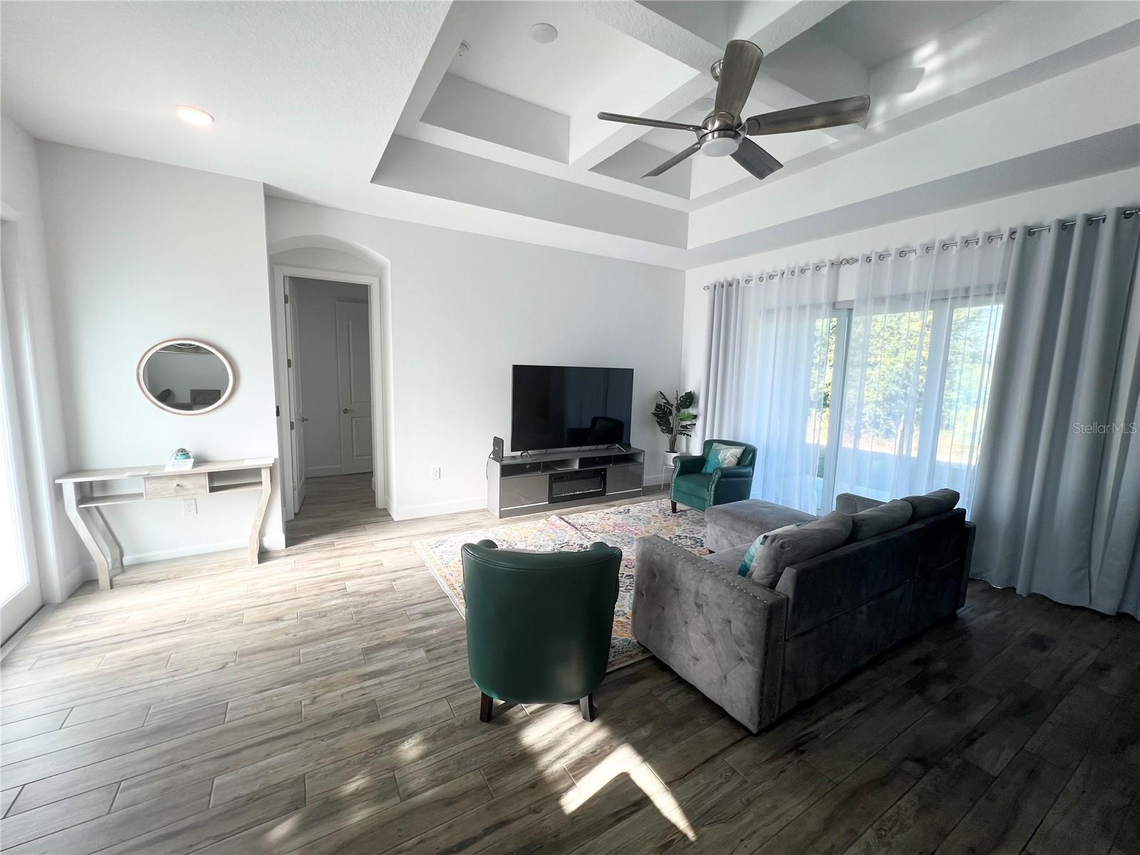 Image 8 of 24 For 8224 Leopold Avenue