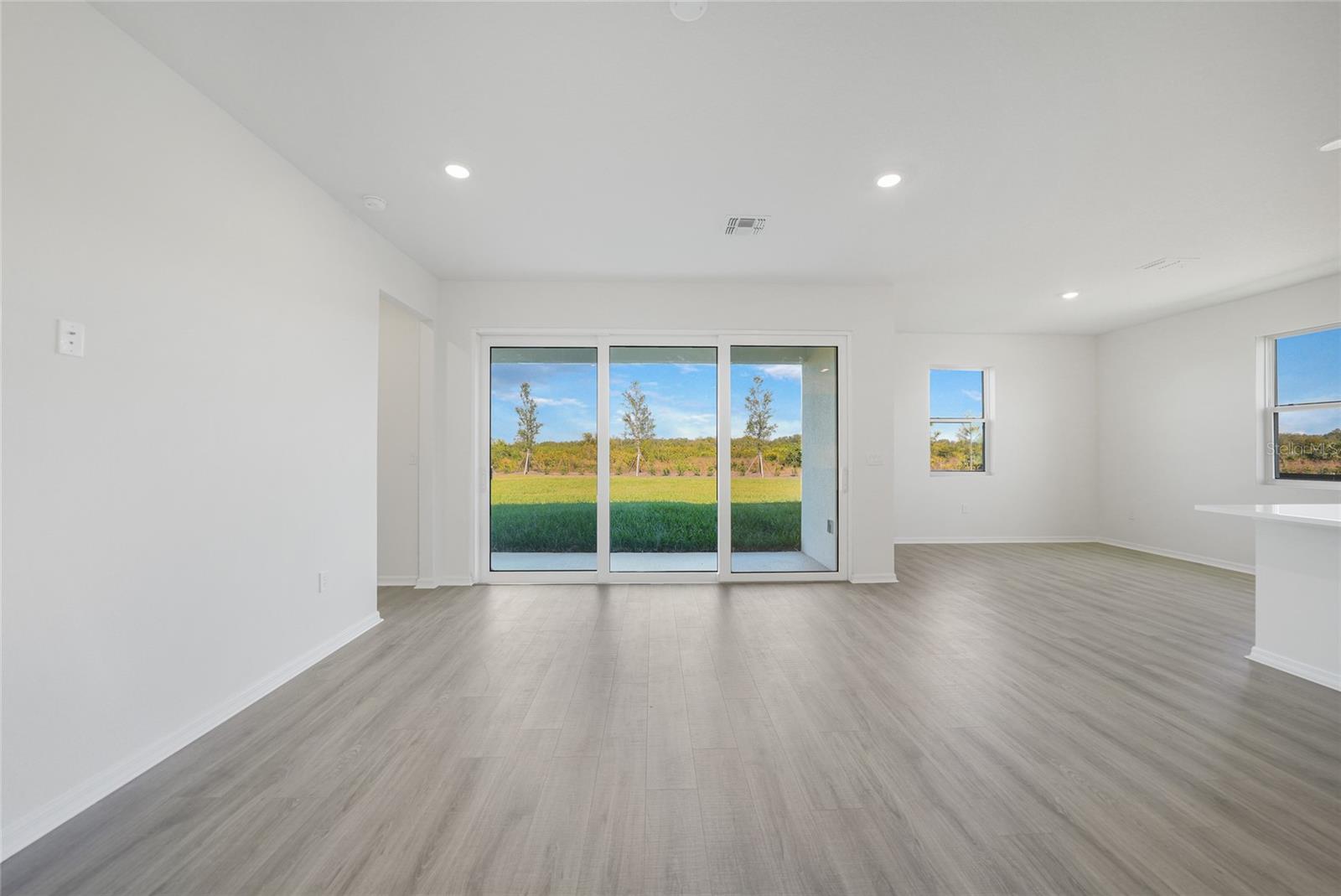 Image 14 of 38 For 13506 Turnleaf Boulevard