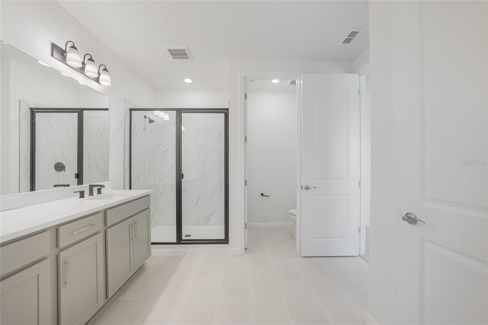 Image 25 of 38 For 13506 Turnleaf Boulevard