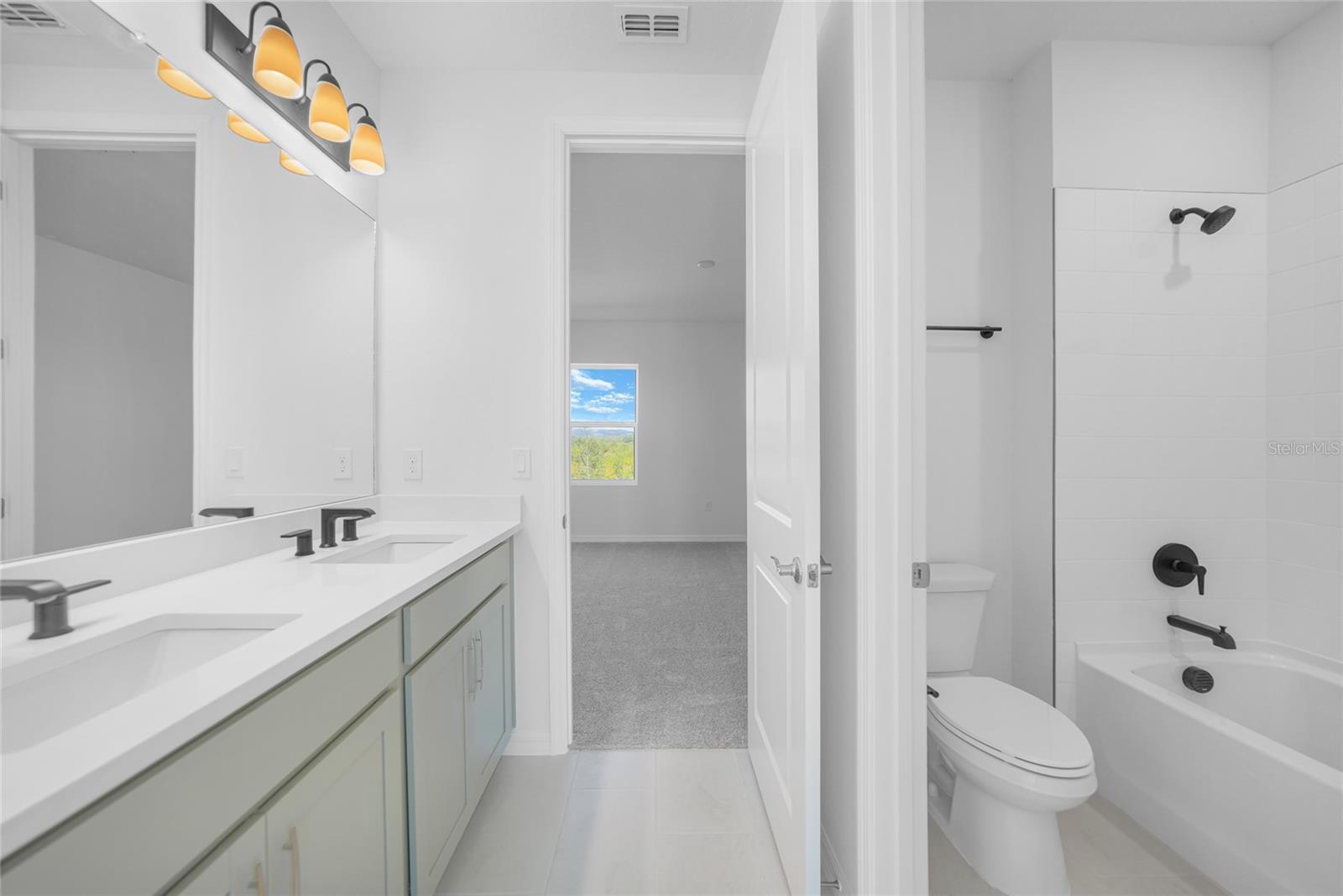 Image 29 of 38 For 13506 Turnleaf Boulevard