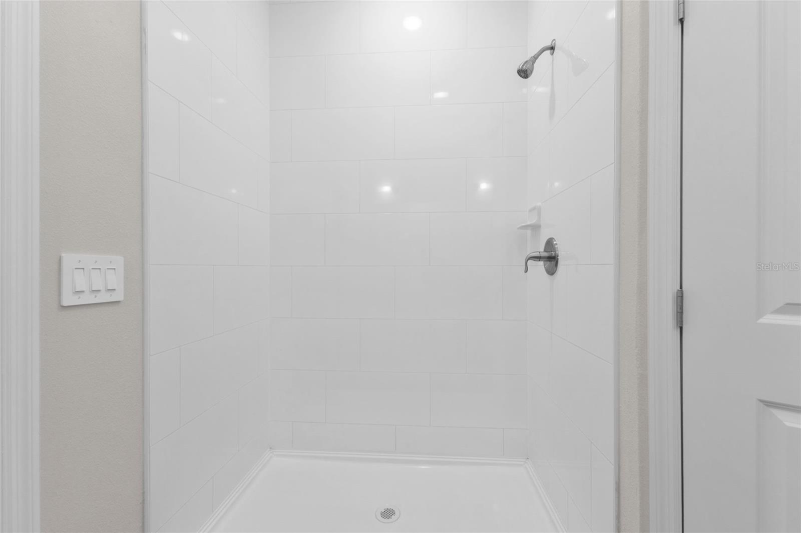 Image 26 of 48 For 3642 Laredo Avenue